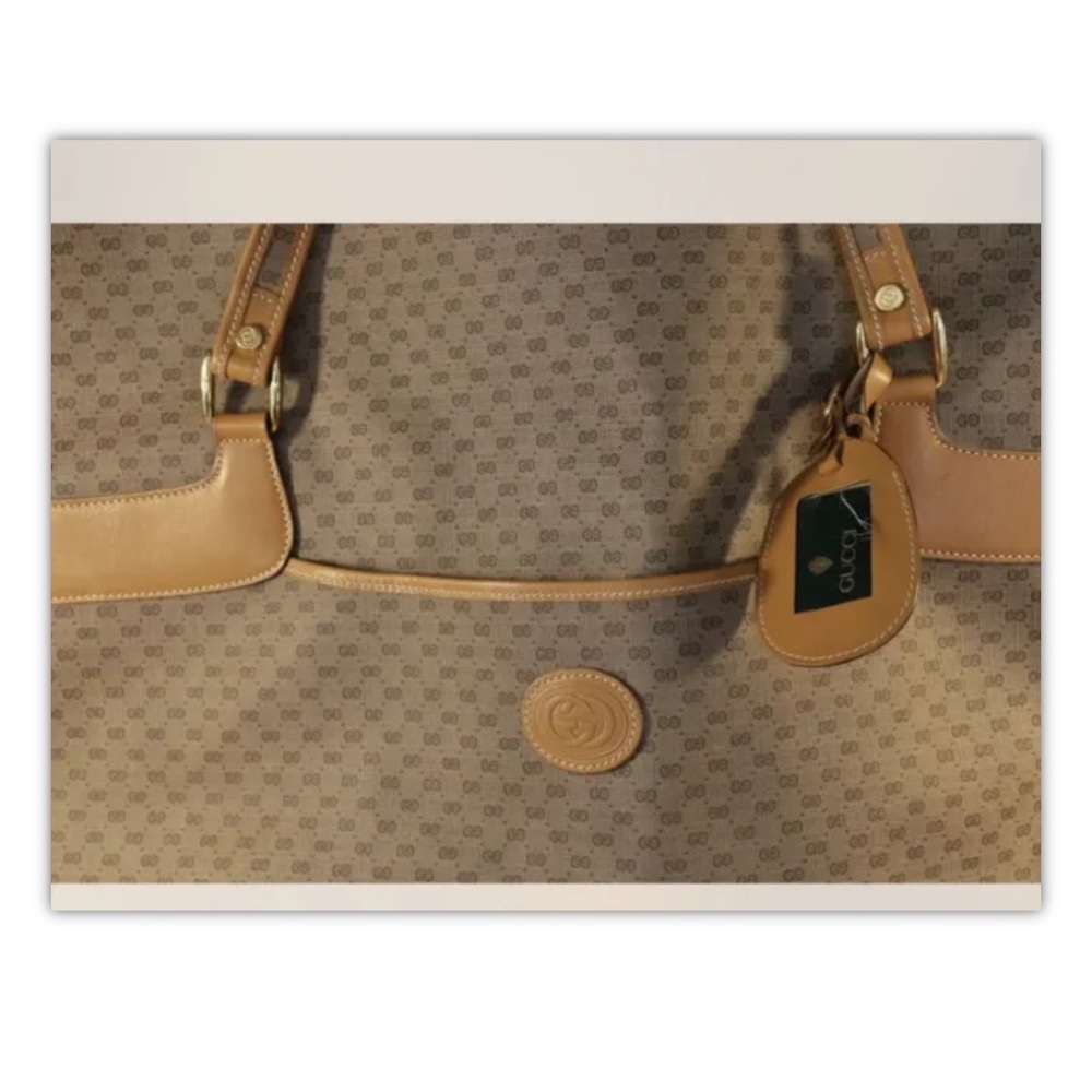 Gucci GG Monogram Travel Vintage Bag Authentic Overnight Bag EUC. 
22X18 - Picture 2 of 4